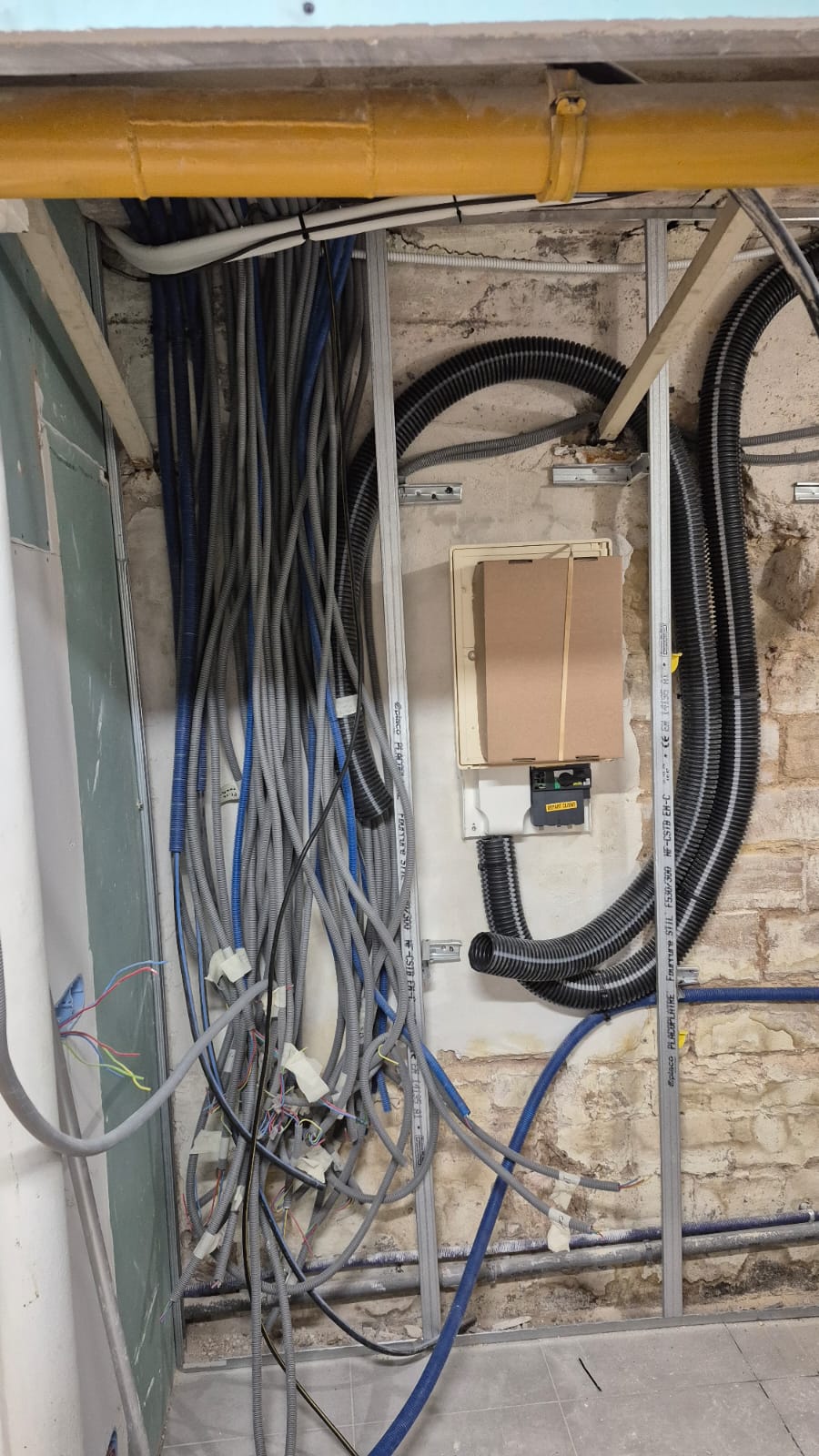 Réalisation électricité 11